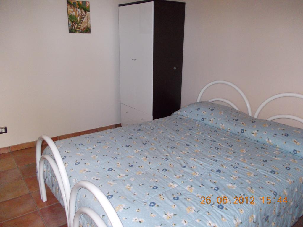 Le Case Di Bacco Santa Venerina Bilik gambar